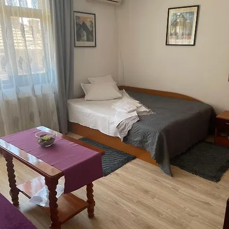 Ваканционна къща лилия