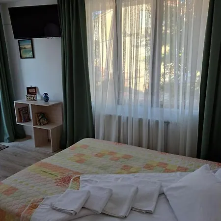 лилия Созопол