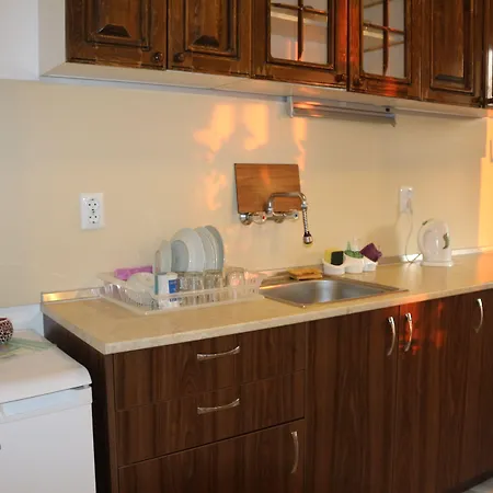 Ваканционна къща лилия *