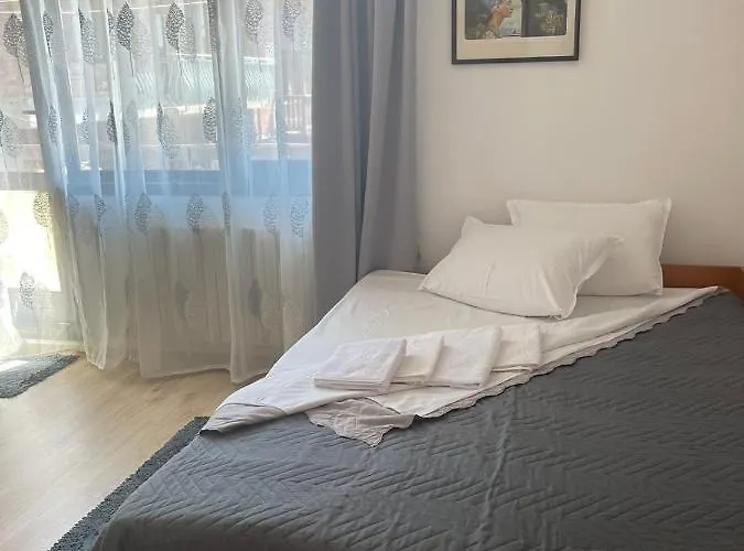 Liliya Semesterbostad *