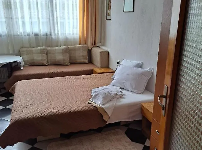 Liliya Semesterbostad