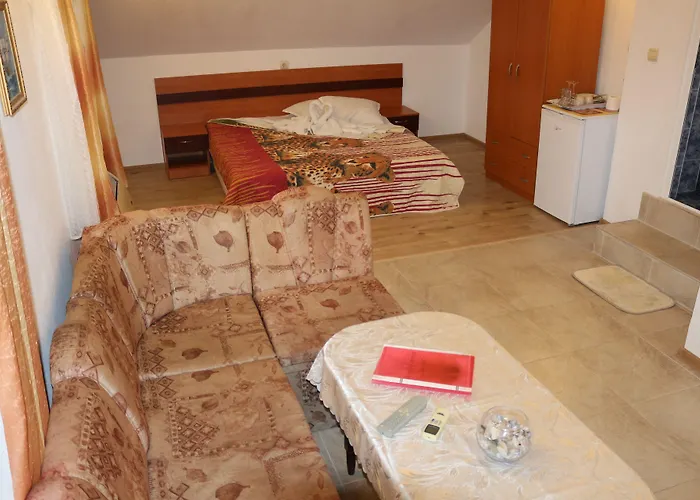 Semesterbostad Liliya