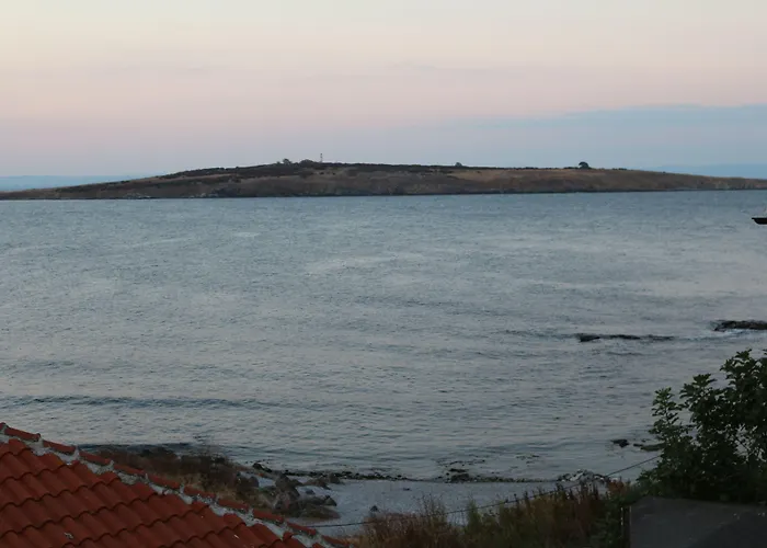 Liliya Semesterbostad *